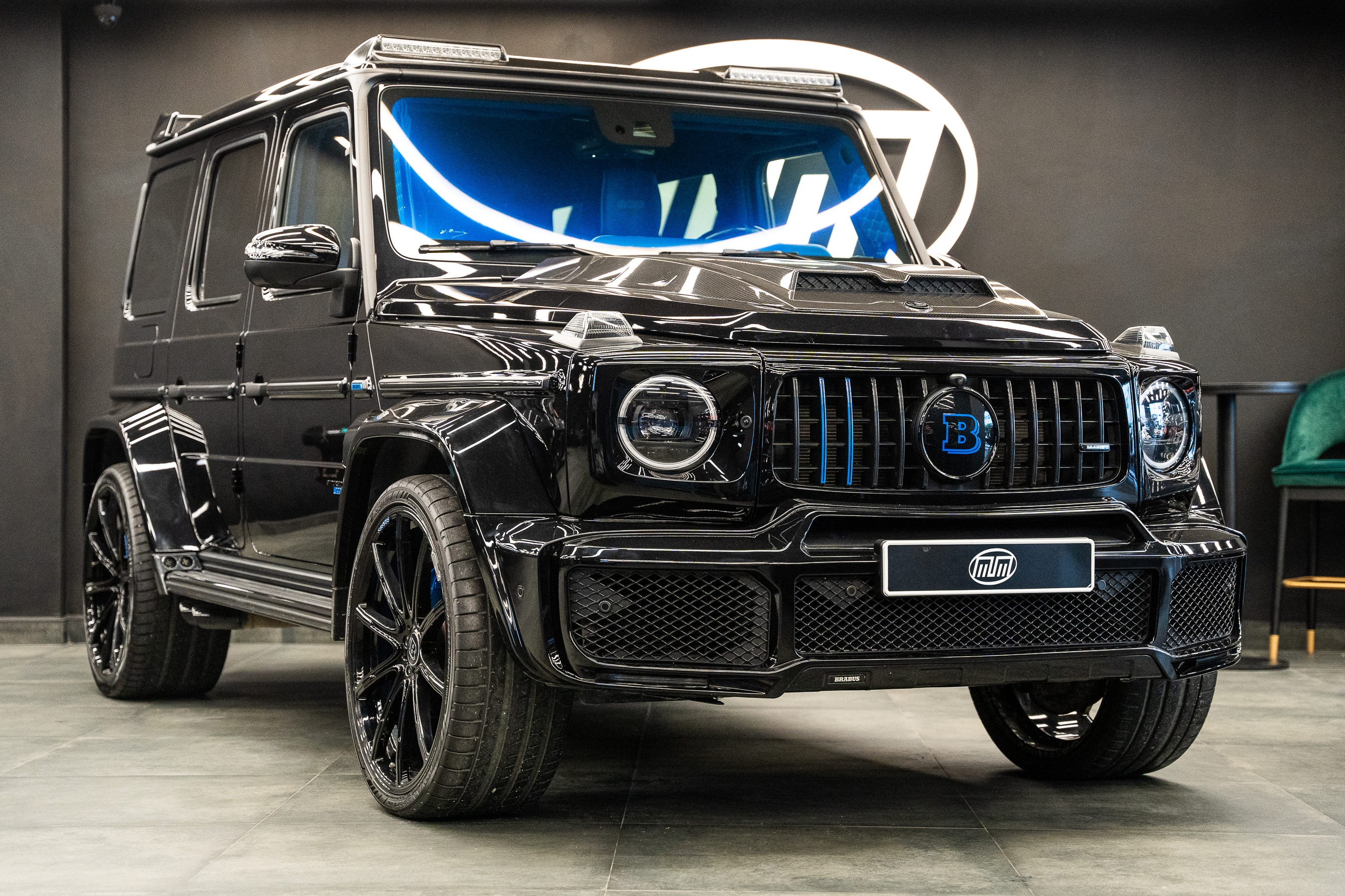Brabus 900 Deep Blue
